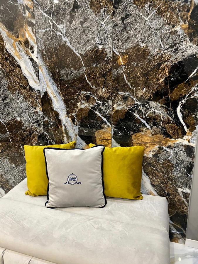 Family Residence Boutique Apartments Λβιβ Εξωτερικό φωτογραφία