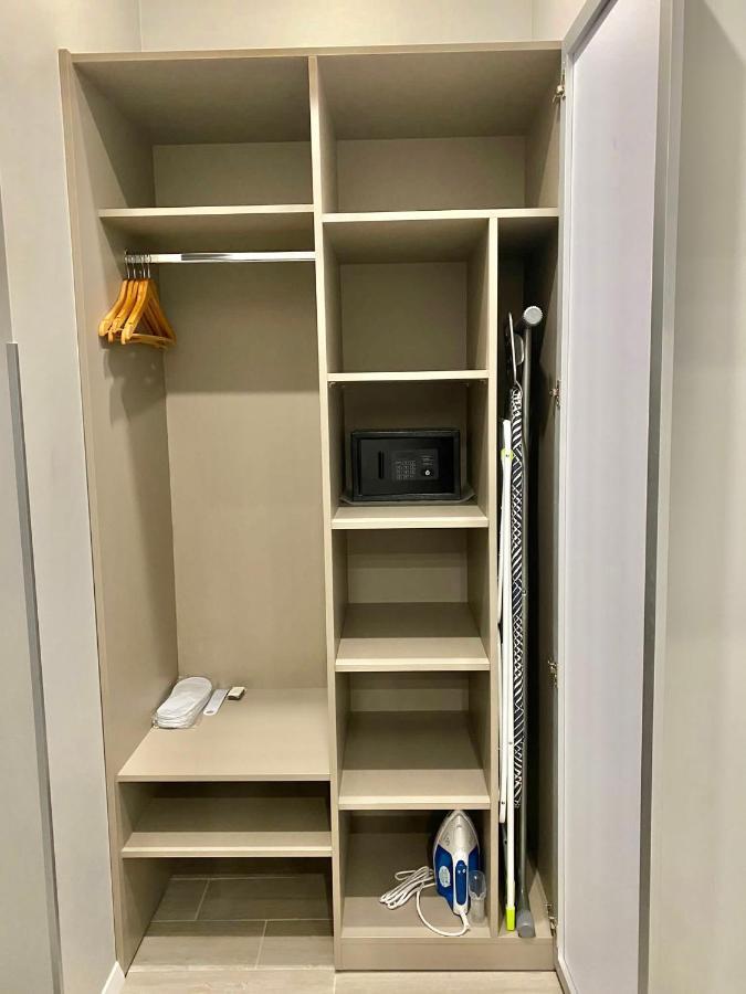 Family Residence Boutique Apartments Λβιβ Εξωτερικό φωτογραφία