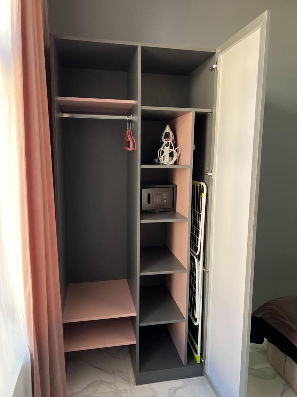 Family Residence Boutique Apartments Λβιβ Εξωτερικό φωτογραφία